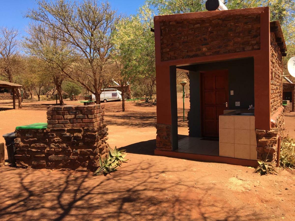 Red Sands Country Lodge Kuruman Extérieur photo