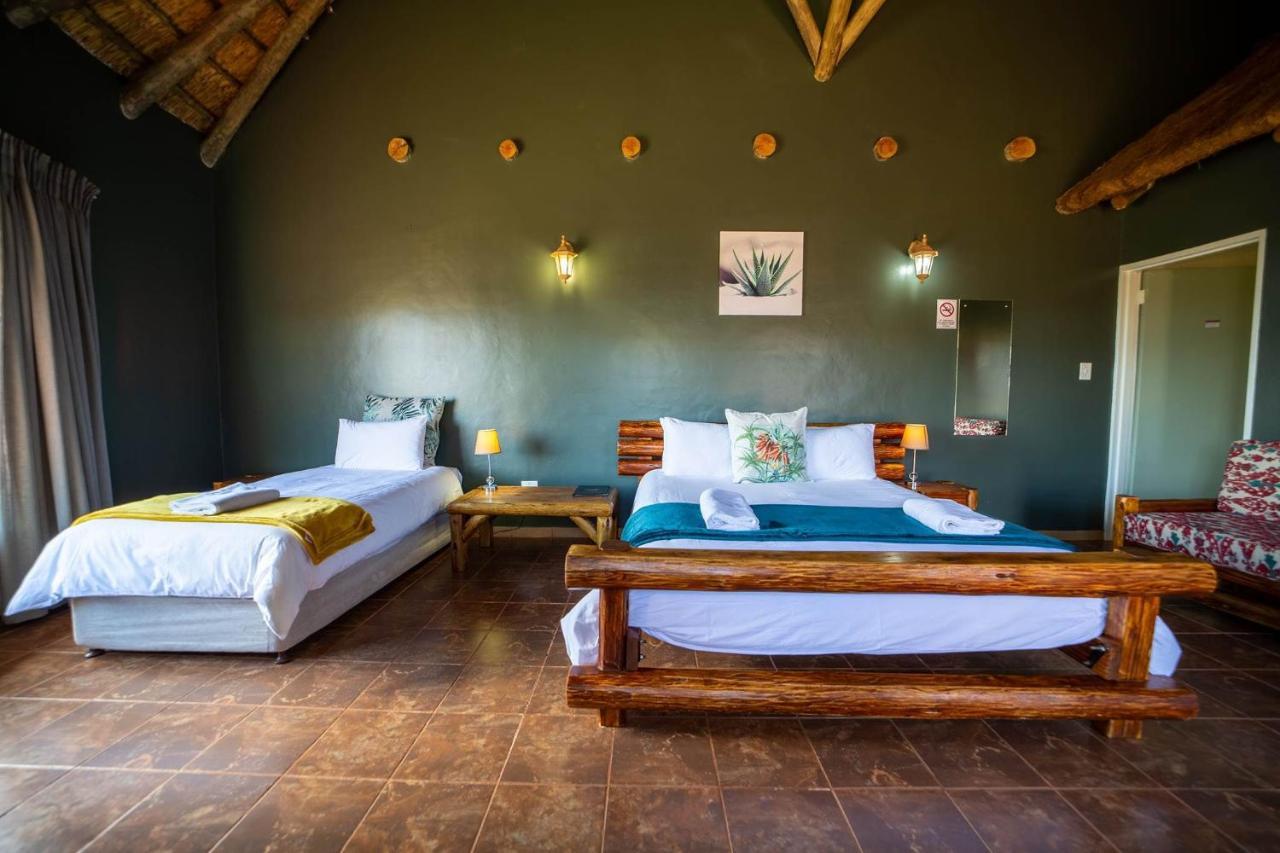 Red Sands Country Lodge Kuruman Extérieur photo