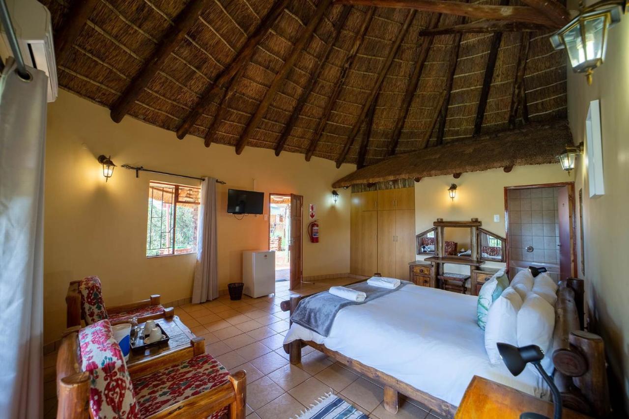 Red Sands Country Lodge Kuruman Extérieur photo